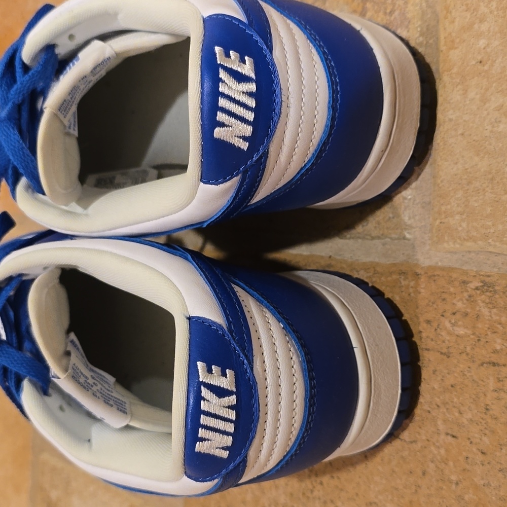 Nike Dunk Kentucky Used Size 10.5 No Box - Picture 4 of 8